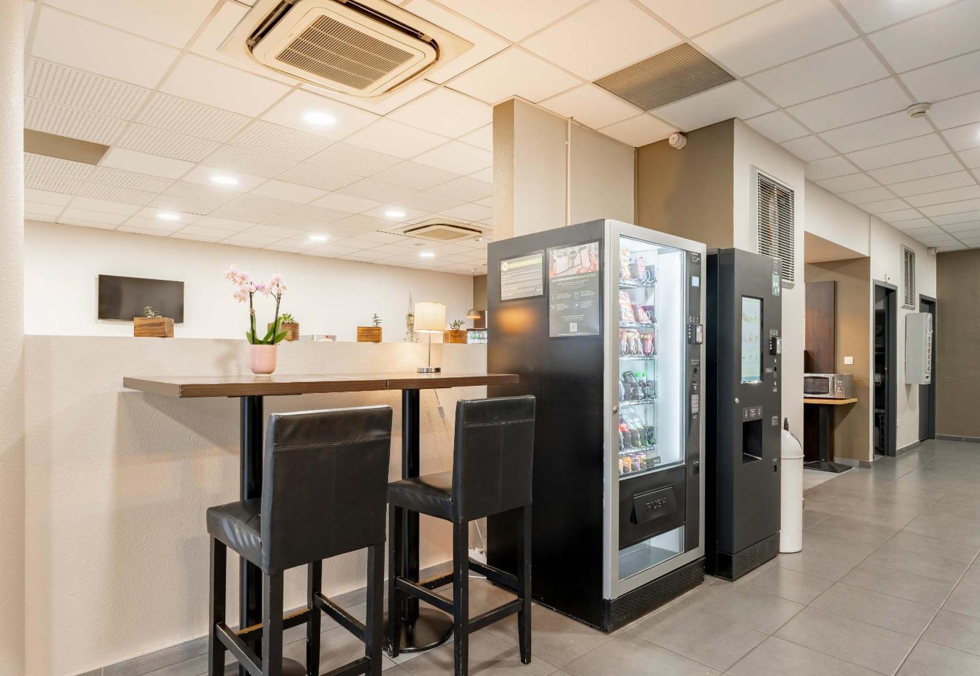 B&B Hotel Maubeuge-Louvroil מראה חיצוני תמונה