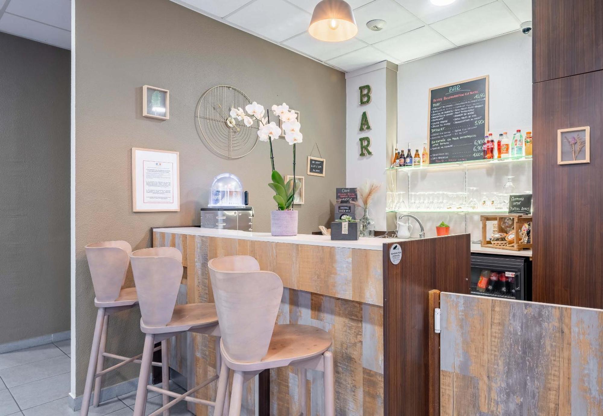 B&B Hotel Maubeuge-Louvroil מראה חיצוני תמונה